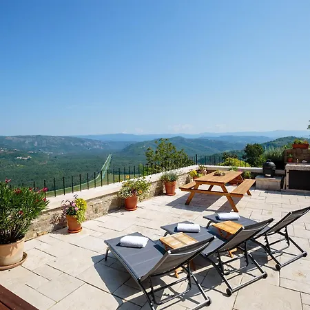 Casa Histria